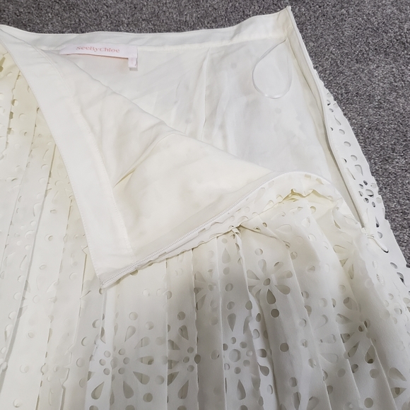 See by Chloe Lasercut pleated midi skirt in whisper white size 38/ US4 - Picture 11 of 16